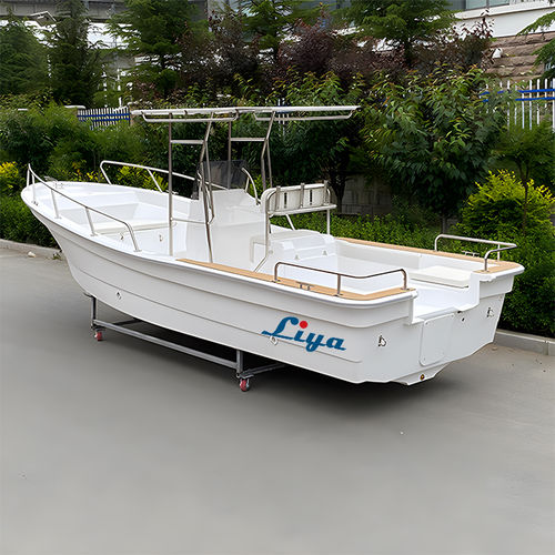 Открытый катер c подвесным мотором - SW660-N - Qingdao Lian Ya Boat Co.,Ltd. - двухмоторный / с центральной консолью / макс. 7 человек