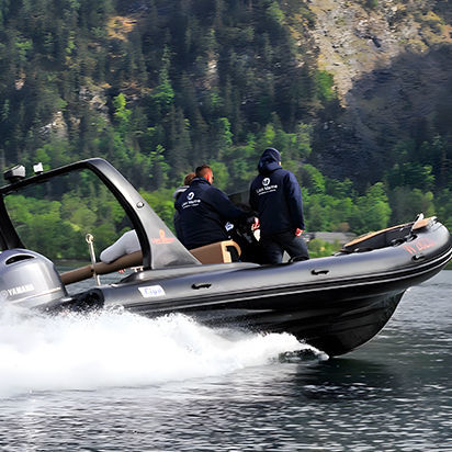 Надувная лодка c подвесным мотором - 660 - Qingdao Lian Ya Boat Co.,Ltd. - горючее / RIB / с центральной консолью