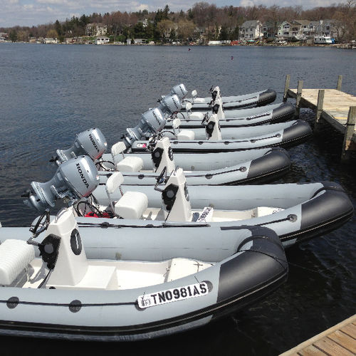 Надувная лодка c подвесным мотором - LY430-LY500 - Qingdao Lian Ya Boat Co.,Ltd. - горючее / полужесткая / с центральной консолью