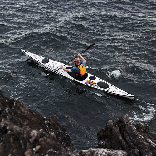 Каяк для спортивного туризма - Fathom - Eddyline Kayaks - длинное расстояние / морской / для взрослых