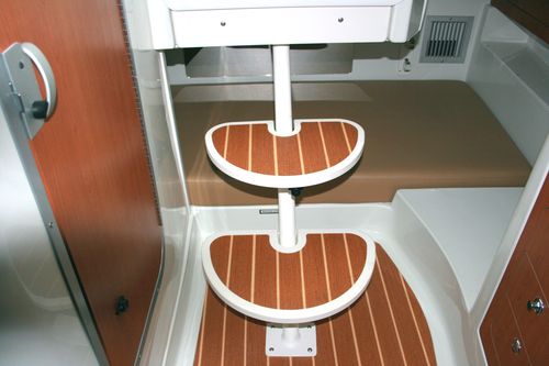 Подножка для корабля из пластика - Teak Isle Mfg.