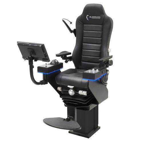 Сидение для пилота - COMMANDER L  - Cleemann Chair-Systems - для судна / с подлокотниками / со встроенной панелью управления