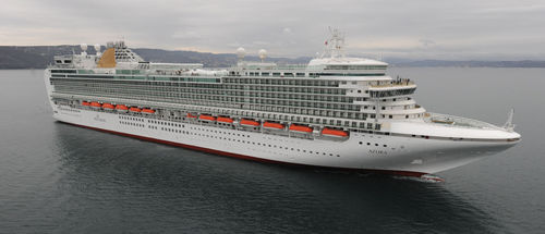 Круизное судно - AZURA - Fincantieri - Cantieri Navali Italiani