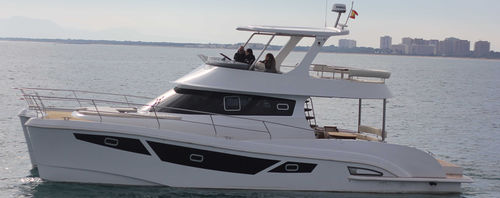 Быстроходный катер катамаран - 47 - Flash Catamarans - с внутренним мотором / дизельный / с флайбриджем