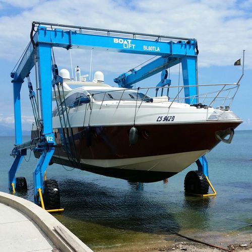 Судоподъемник с дистанционным управлением - BL80TL CROC - BOAT LIFT - для большой нагрузки / на 4-х колесах / амфибийный