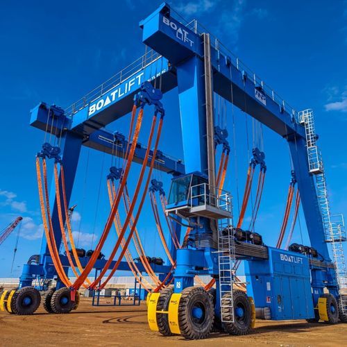 Судоподъемник с дистанционным управлением - BL450TL-90°RC - BOAT LIFT - полноприводный / для большой нагрузки / для подъема