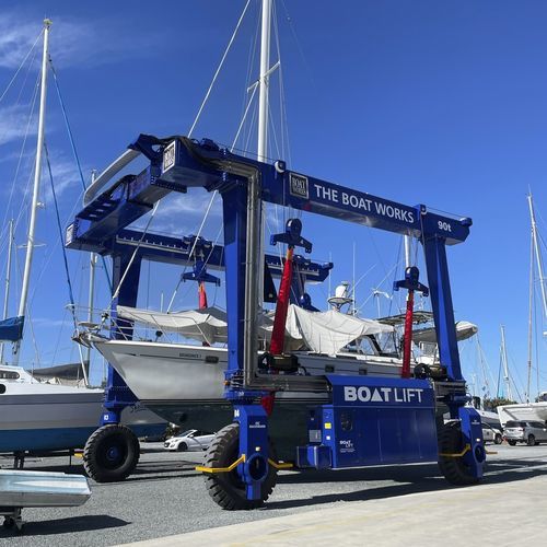 Судоподъемник с дистанционным управлением - BL90TLA-90°DSC - BOAT LIFT - с регулируемой по ширине траверсой / для подъема / раздвижной