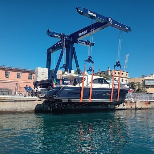 Мобильный подъемный кран - BL70 MDC - BOAT LIFT - для судостроительной верфи / для яхтенной стоянки / для причала