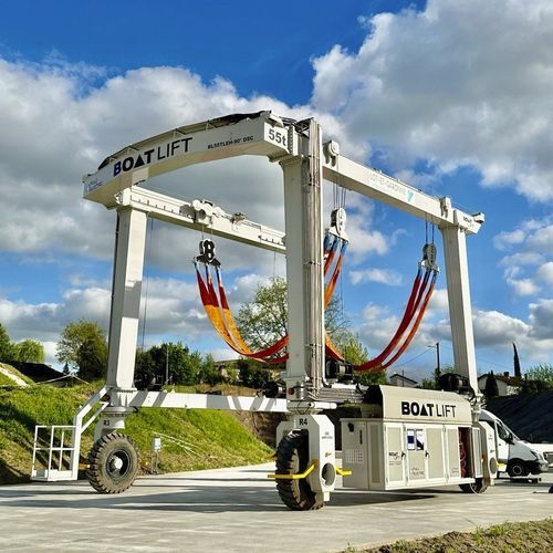 Судоподъемник с дистанционным управлением - BL55TLEH-90°DSC - BOAT LIFT - электрический