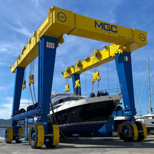 Судоподъемник с дистанционным управлением - BL430TL-90°RC - BOAT LIFT - для большой нагрузки / для подъема