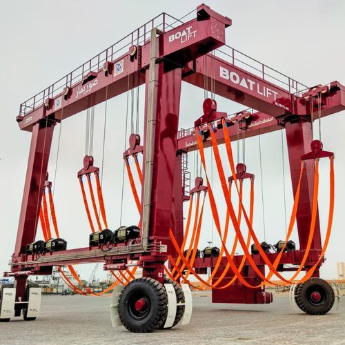 Судоподъемник с дистанционным управлением - BL250TL-90°RC - BOAT LIFT - полноприводный / для большой нагрузки / для подъема