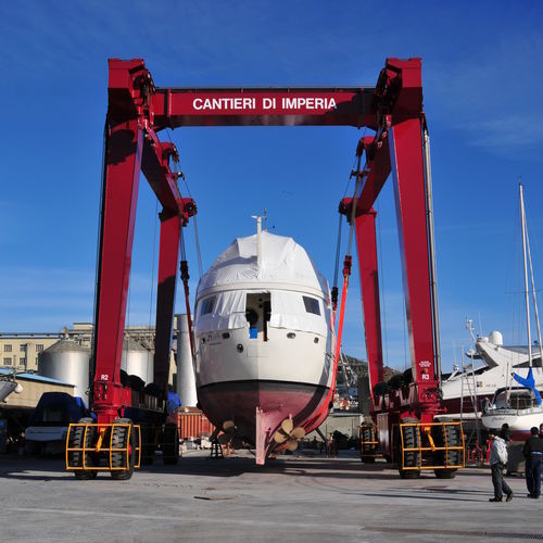 Судоподъемник с дистанционным управлением - BL200TL-RC - BOAT LIFT - полноприводный / для подъема