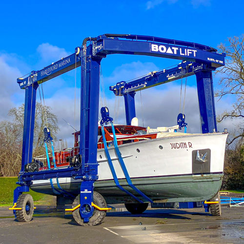 Судоподъемник с дистанционным управлением - BL50TL-90°RC - BOAT LIFT - полноприводный / для большой нагрузки / для подъема