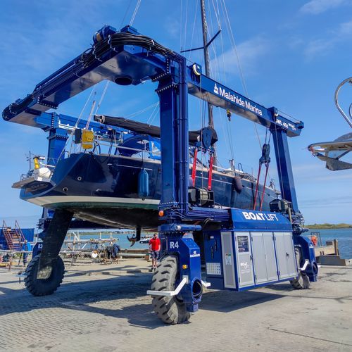 Судоподъемник с дистанционным управлением - BL40TL-90°RC - BOAT LIFT - полноприводный / для большой нагрузки / для подъема