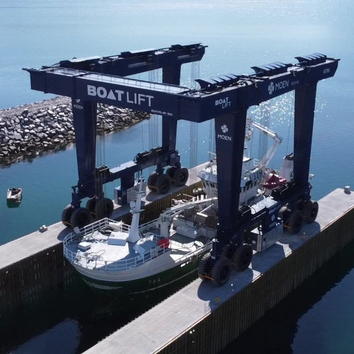 Судоподъемник с дистанционным управлением - BL670TL-90&deg;DSC - BOAT LIFT - полноприводный / для большой нагрузки / для подъема
