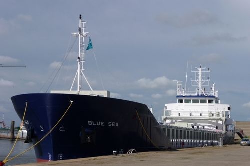 Грузовое судно минибалкер - mv Blue Sea - Barkmeijer Stroobos BV
