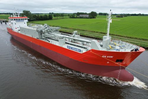 Грузовое судно для перевозки цемента - Ulvik - Royal Bodewes - полярное ...