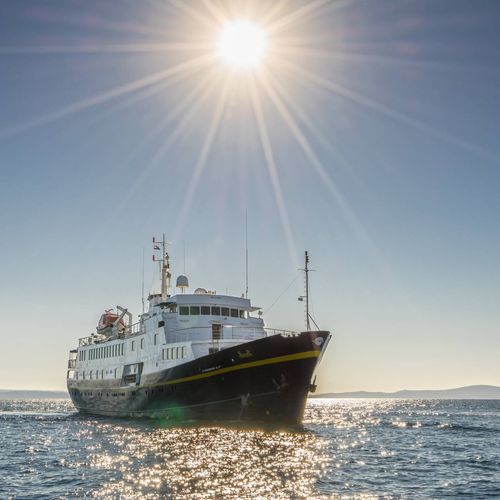 Круизный пассажирский паром - Monet - Brodosplit Shipyard