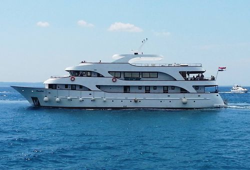 Круизное судно Croatian Register of Shipping - Nwbg - Brodosplit Shipyard - из стали