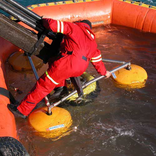 Нефтеуловитель пороговый скиммер - Markleen Terra - для спокойной воды