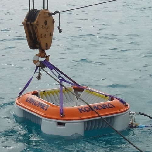 Нефтеуловитель с диском - Komara Midi 4  - Vikoma International - с гидрофобной лентой / для спокойной воды / для рек
