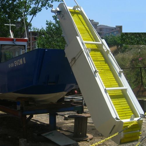 Нефтеуловитель с щеткой - Mavi Bow series - Mavi Deniz