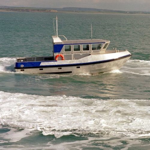 Профессиональный катер рабочее судно - Norse 1050 - HolyHead Marine Services - с внутренним мотором / из алюминия