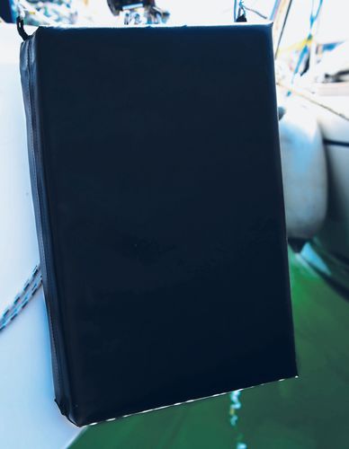 Кранец для катера - CONF-M54275 - AD NAUTIC - прямоугольный / черный