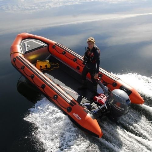 Надувная лодка c подвесным мотором - SPIRIT 13'6 - Polaris boat - полужесткая / открытая / с центральной консолью