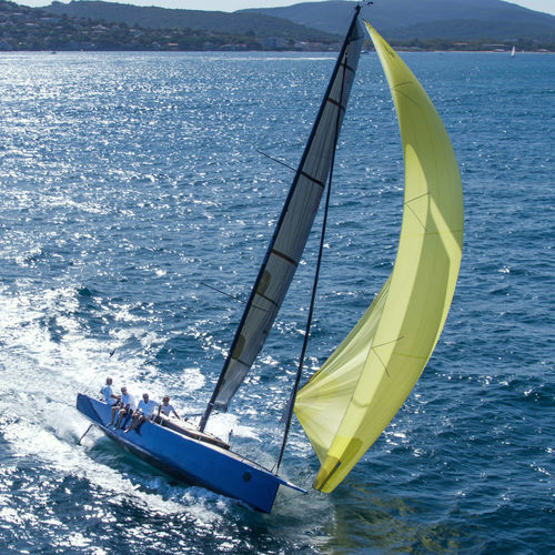 Круизно-гоночный парусник - Code 0.1 - Black Pepper Yachts - 3 каюты / 6 спальных мест / из карбона