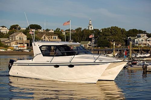 Прогулочный катер с каютой катамаран - EXPRESS 30 - ArrowCat Marine - c подвесным мотором / хардтоп / для спортивной рыбалки