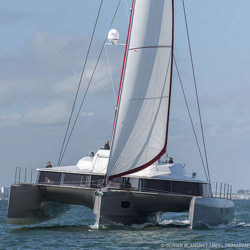 Тримаран - 65 EVOLUTION - NEEL-TRIMARANS - круизный / 4 каюты / с флайбриджем