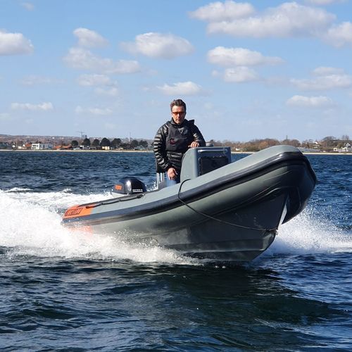 Надувная лодка c подвесным мотором - COACH - Tornado Boats - дизельная / электрическая / полужесткая