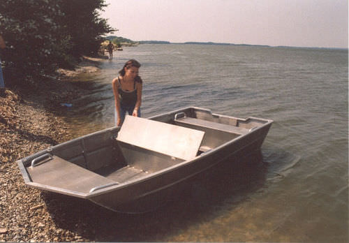 Ботик c подвесным мотором - AktuAl 34 - MANDL - Living on Water, Ltd. - для спортивной рыбалки / из алюминия / макс. 4 человека