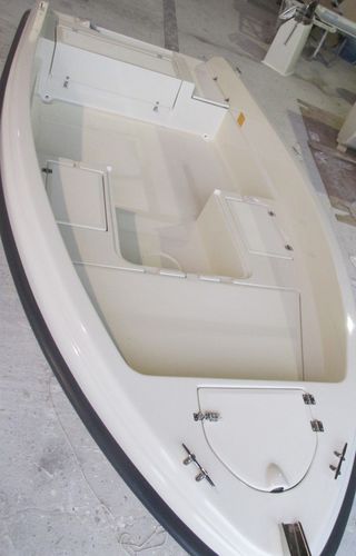 Ботик c подвесным мотором - 450 Classic Fish - Karel Boats - открытый / для спортивной рыбалки / макс. 5 человек