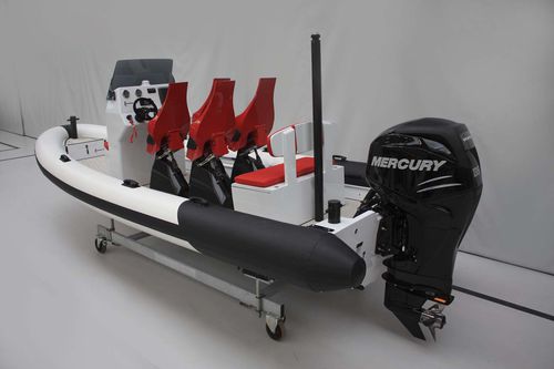 Надувная лодка c подвесным мотором - T/T Gemini - Xtenders - полужесткая / с центральной консолью / открытая