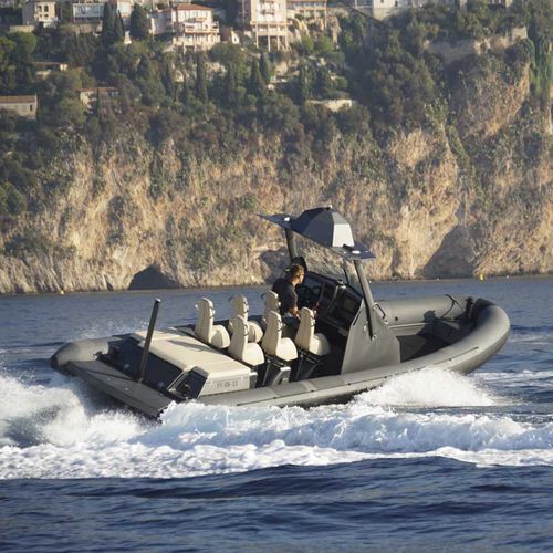 Надувная лодка с внутренним мотором - T/T Roe - Xtenders - RIB / с центральной консолью / открытая