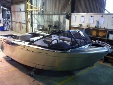 Судно для плавания в закрытых водах c подвесным мотором - 440 THRESHER DORY - Marco Boats - с двойной консолью / для спортивной рыбалки