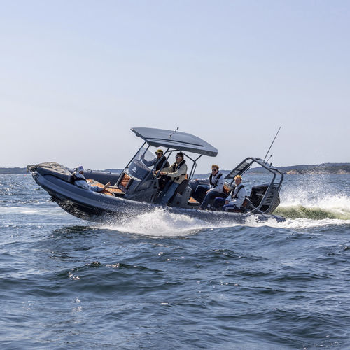 Надувная лодка c подвесным мотором - SP 760 - HIGHFIELD BOATS - полужесткая / открытая / с центральной консолью