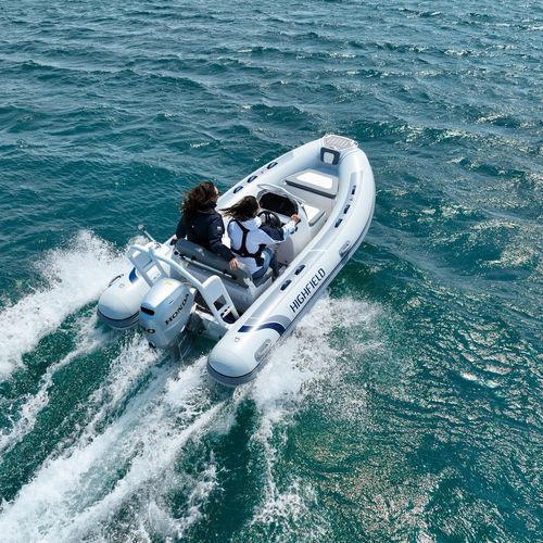 Надувная лодка c подвесным мотором - CL 400 - HIGHFIELD BOATS - полужесткая / открытая / с боковой консолью