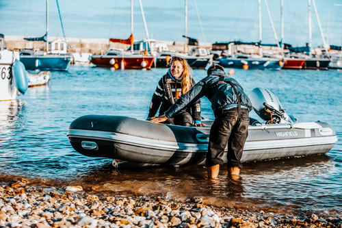 Надувная лодка c подвесным мотором - CL 360 - HIGHFIELD BOATS - полужесткая / с центральной консолью / открытая