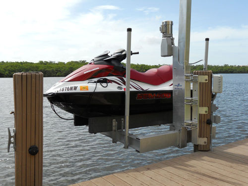 Подъемник для гидроцикла для водных мотоциклов - Neptune Boat Lifts, Inc.  - из алюминия