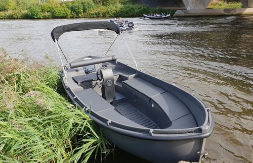 Ботик c подвесным мотором - 450 - WHALY BOATS  - открытый / с центральной консолью / макс. 4 человека