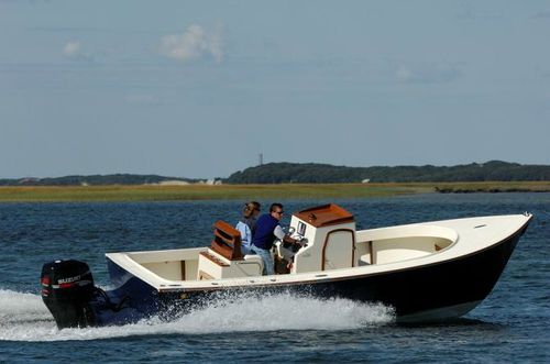 Открытый катер c подвесным мотором - RB 24 - HABER YACHTS Sp. z o.o.  - с центральной консолью / оффшорный / макс. 8 человек