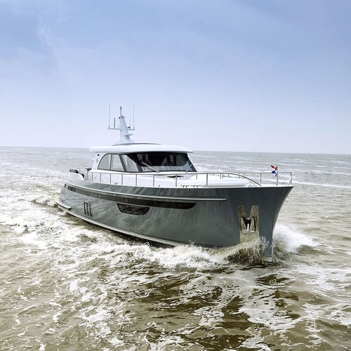Круизная моторная яхта - 57S LONG RANGE - Steeler Yachts - хардтоп / с рулевой рубкой / 3 каюты