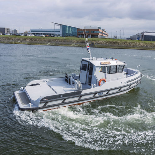 Профессиональный катер портовый служебный катер - HARBOUR 110 - STORMER MARINE - с внутренним мотором / дизельный / из алюминия