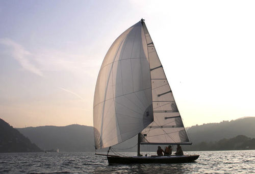 Парусник дэйсэйлер - DAFNE 24' - B.C.A. Demco Kit - 2 спальных места
