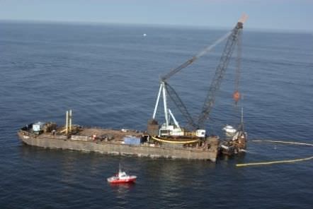 Специальное судно кран-баржа - Columbia NY - Donjon Marine