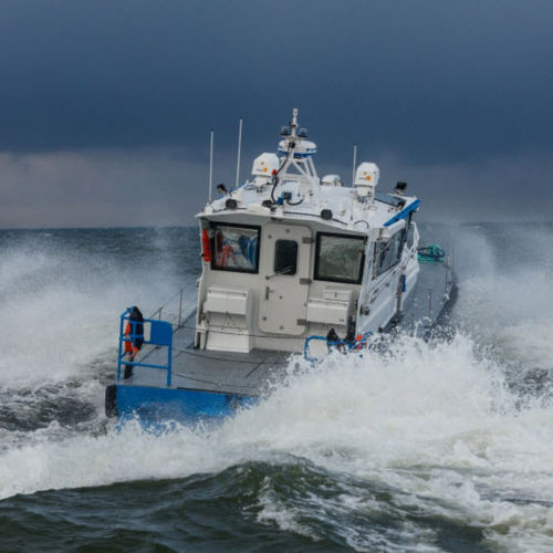 Профессиональный катер катер береговой охраны - 13 SAR - Baltic Workboats AS - спасательно-поисковое судно / с внутренним мотором / из алюминия
