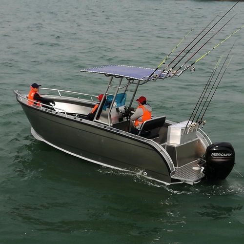 Открытый катер c подвесным мотором - Seaya 620D - Qing Dao Hvon Boat Co., Ltd. - с центральной консолью / для спортивной рыбалки / круизный